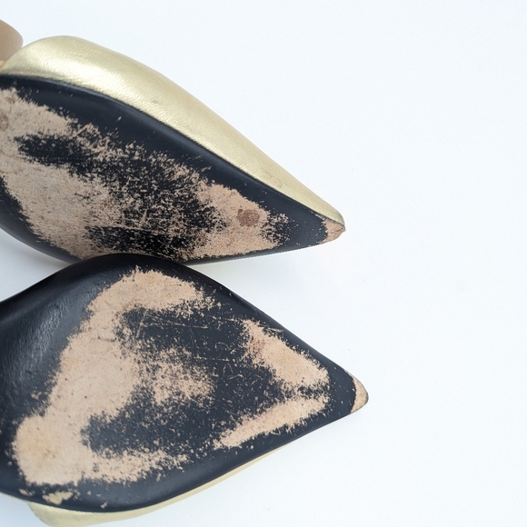 CHLOE See by Chloe Leather Strappy Pointed Toe Gold Kitted Heels - Picture 7 of 10